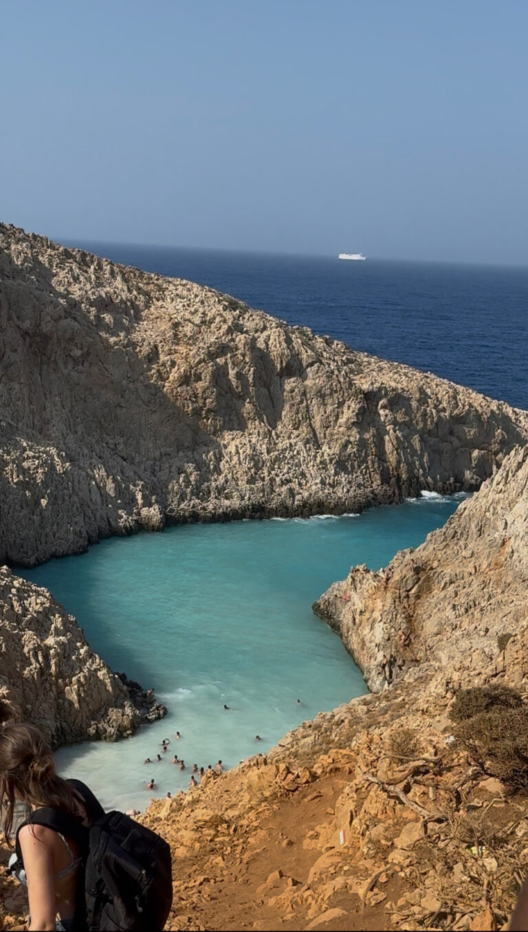 Photographie de l'intérieur de la plage seitan limania en crète